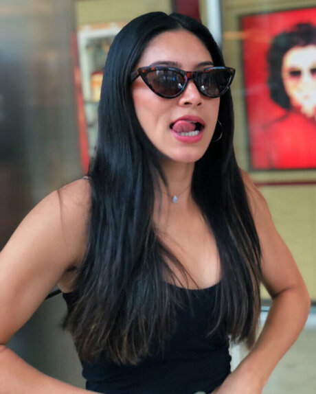 Jenny Chiu star free picture