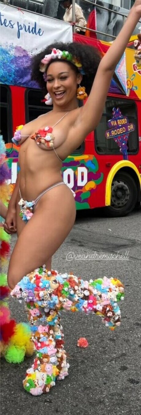 veondremitchell star nudes photos