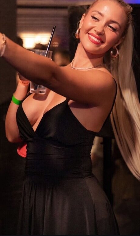 Tami Tilgner nudes star photo