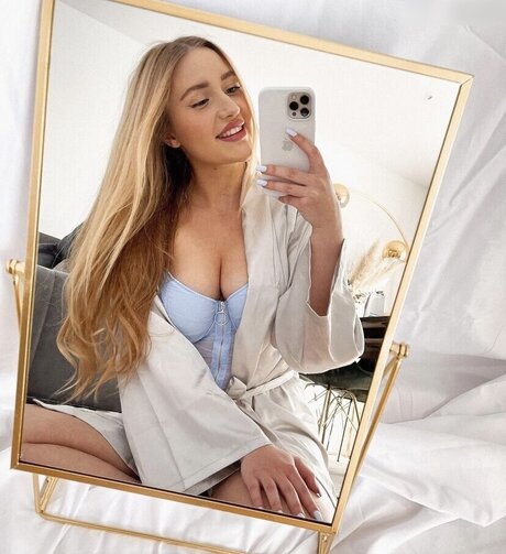 Tami Tilgner model beautiful img