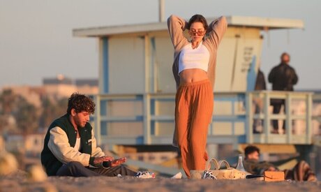 Delilah Hamlin sex actress pics