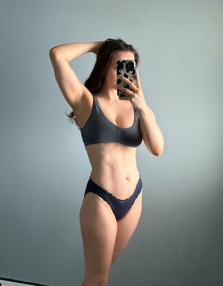 Nichameleon erotic actress galleries