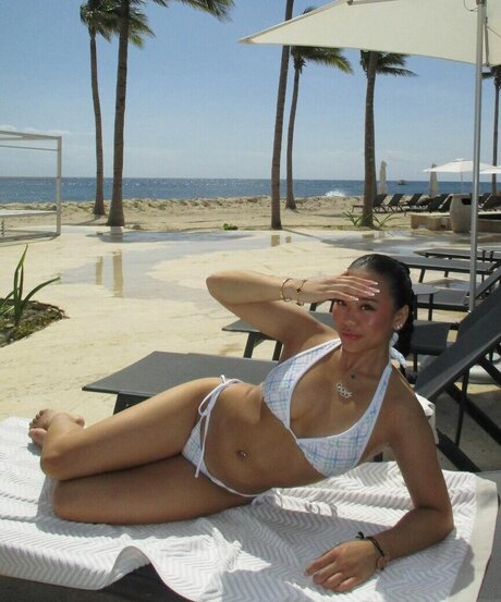 Suni Lee model pretty archive