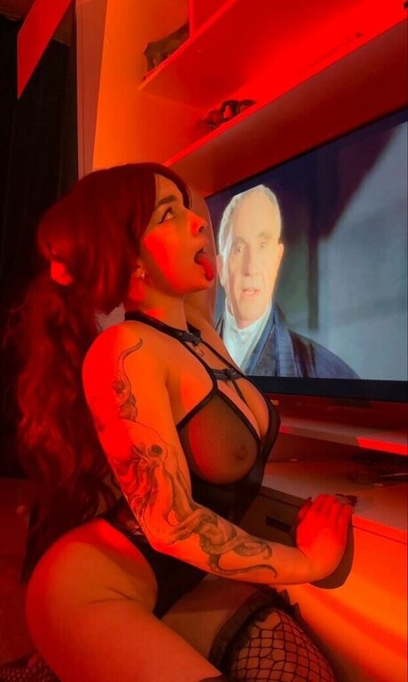 musclekitty pornographic model archive