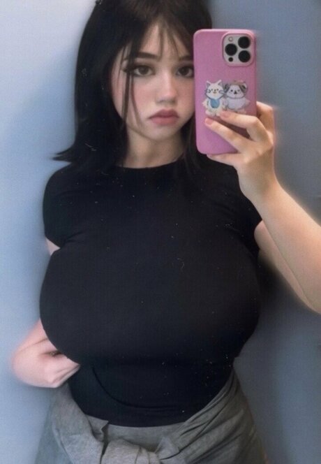 Neutralhoneymilkers sexy actress gallery