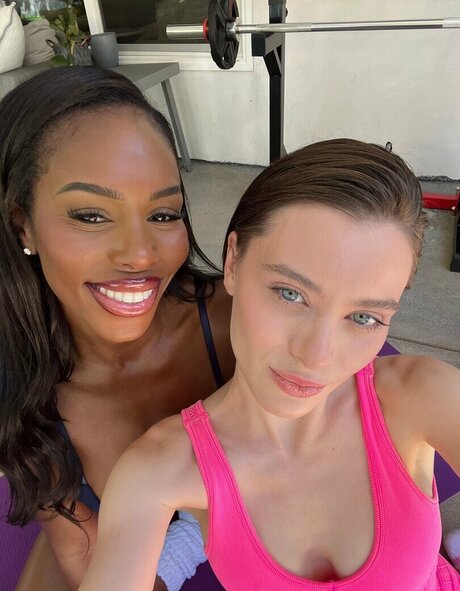 Lexi Hart nice pornstar pictures