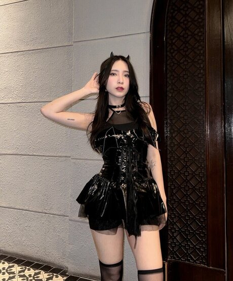 Mena Noona pornographic model pic