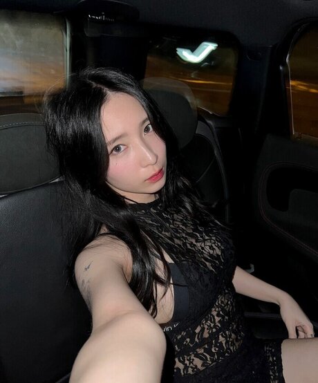 Mena Noona pornstar nude photos