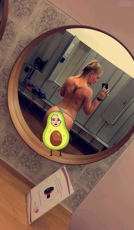 Giulie Hope Santana beautiful model pictures