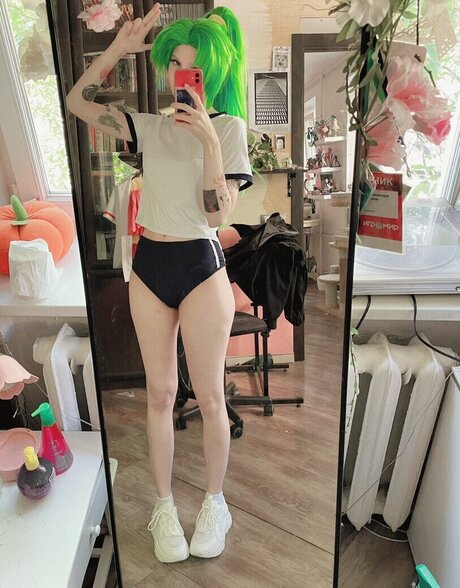 Sasha Gaier top star pics