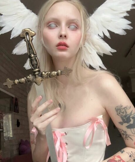 Sasha Gaier model perfect photo