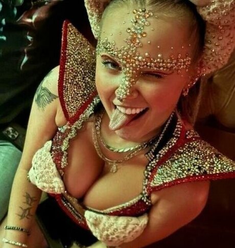 Celebrity Guilty Pleasures Underrated Women pornstar top picture