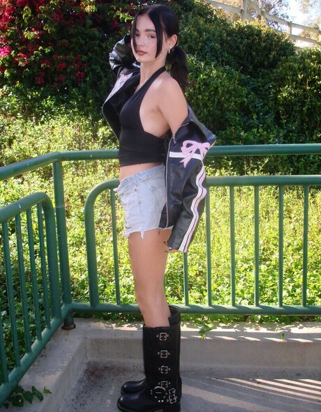 male onlyfans sexy nude image