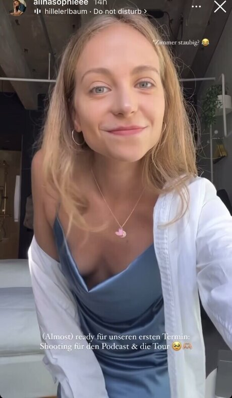 Alina Sophie Holst sex star gallery