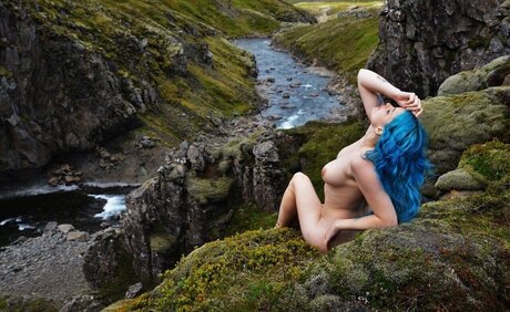 Chaos Isi adult model picture