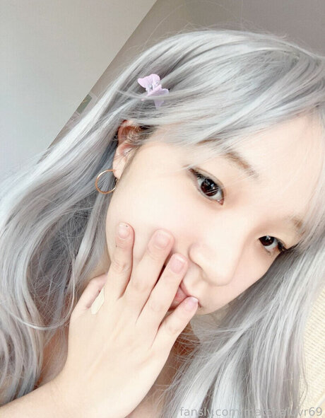 everythingoes1 sexy star galleries