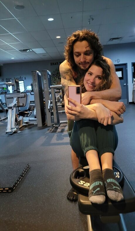 amateur trans onlyfans naked image