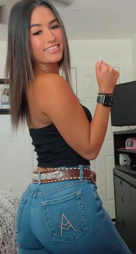 Arleigh Burke pornstar hd img