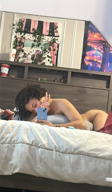 cherryizzyy pornstar xxx image