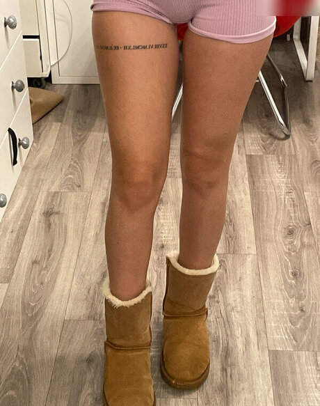 18 free onlyfans naked picture