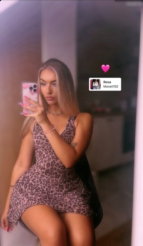 Rosajcb model xxx pics