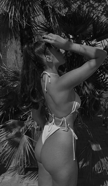 Nikelein xxx actress pic