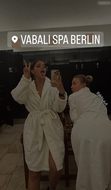 Nikelein sexy pornstar galleries