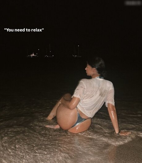 Nikelein exclusive model image