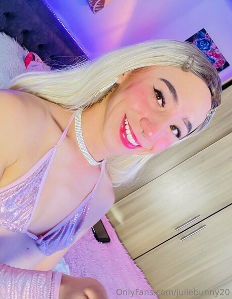 Julie Bunny pretty star images