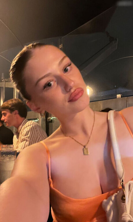 Yana Clare pornstar sex image