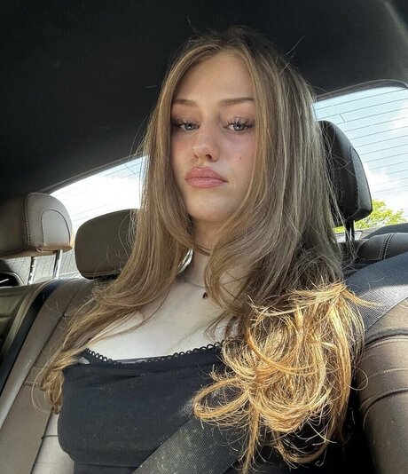 Yana Clare model hot gallery