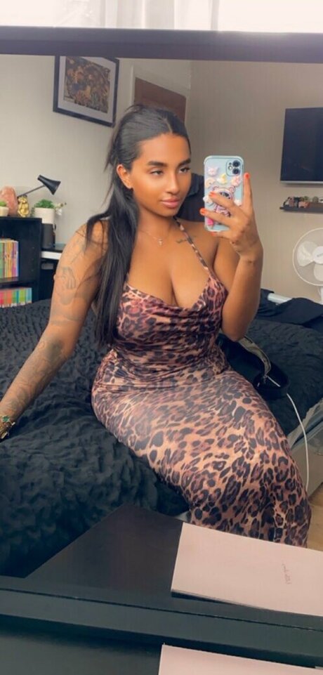 justluxxxx star nudes picture