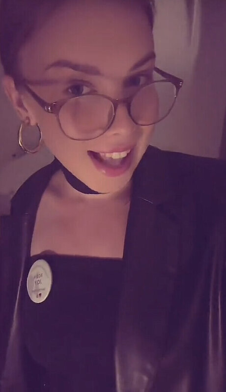 celinajoyy naked actress pictures