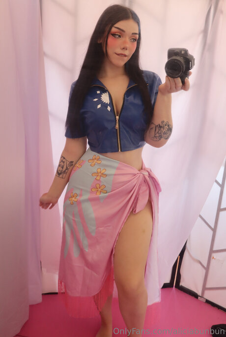 aliciabunbun perfect actress photos