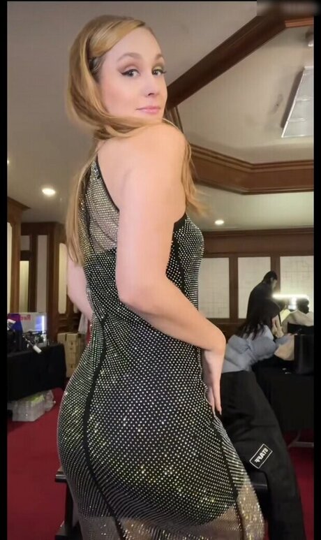 teacher milf onlyfans free sex picture