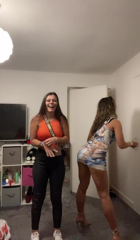 Casey Penmann model pretty pictures