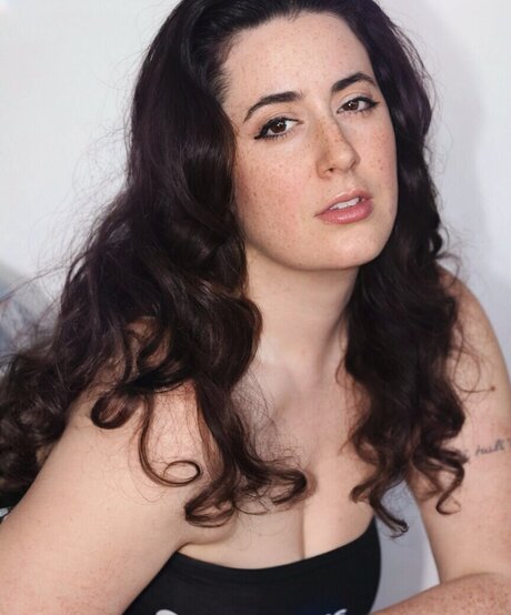 pawg threesome onlyfans beautiful naked images