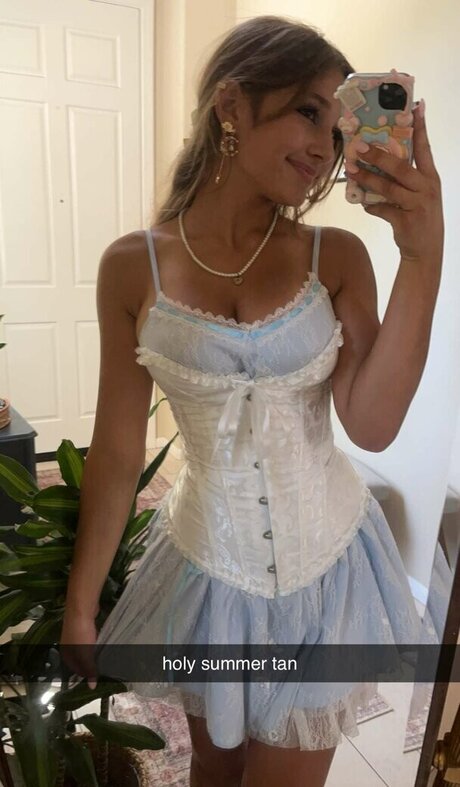 Sara Dobrik xxx star image