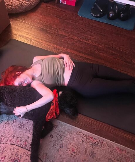 Fiona Cauley model adult picture