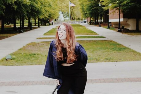 Fiona Cauley art actress pic