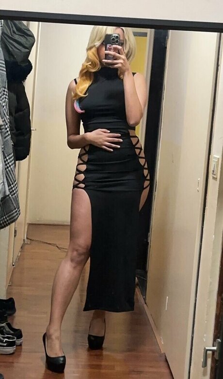 Brokuroos adult model images