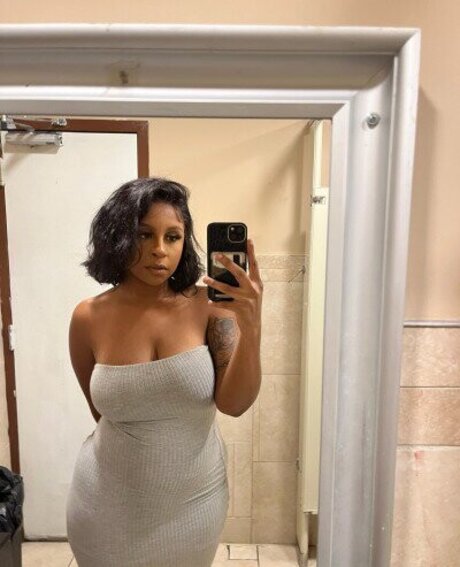 Juicy Couture exclusive model photo