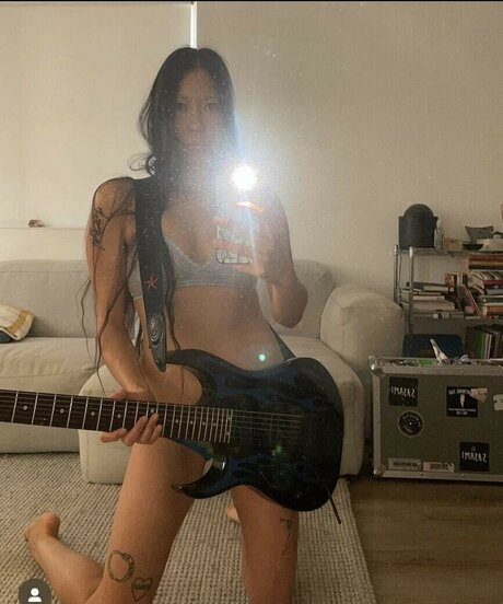 Sasami Ashworth model sexy img