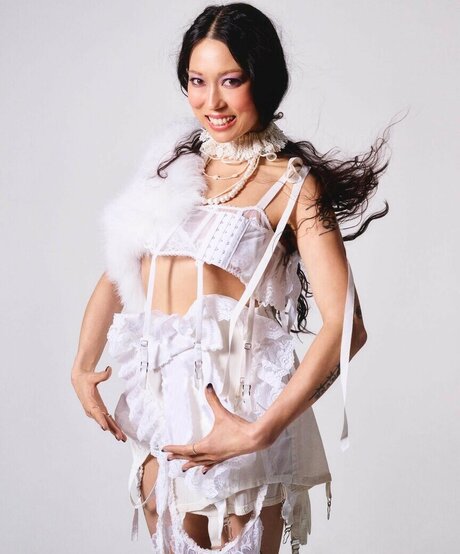 Sasami Ashworth nude actress photos