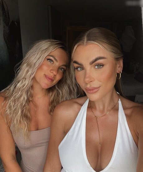 Lenaknk star pornographic photo