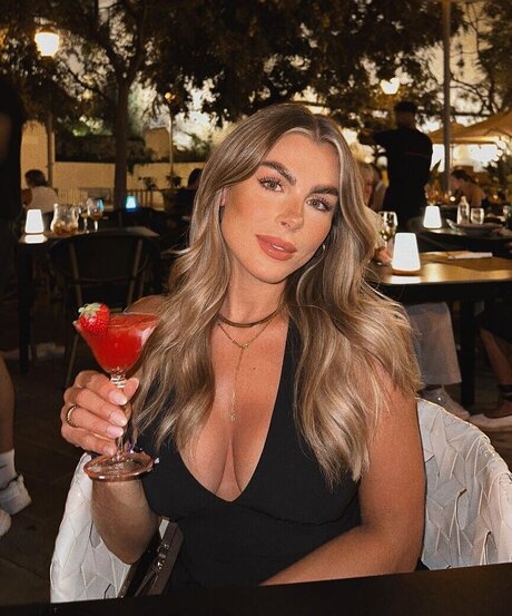 Lenaknk high quality actress pic