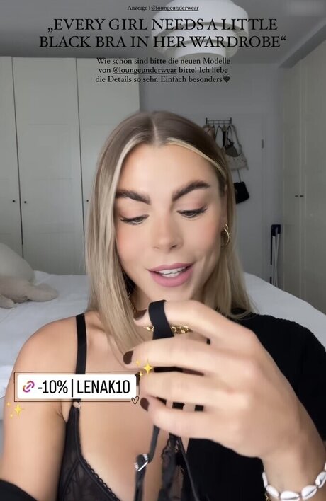 Lenaknk star hot photos