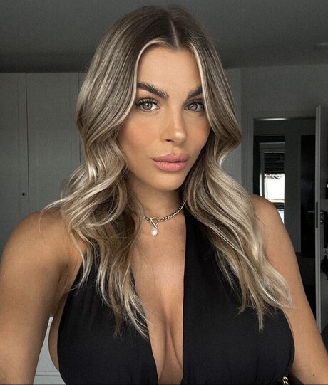 Lenaknk nude actress archive