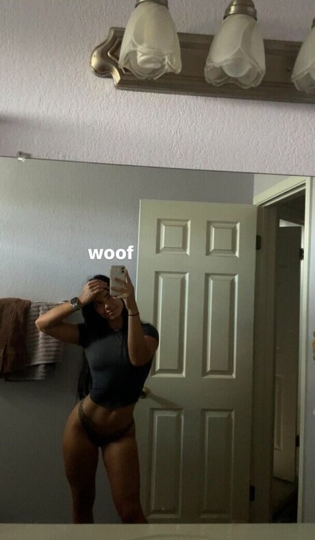 thelizzyporter erotic model image