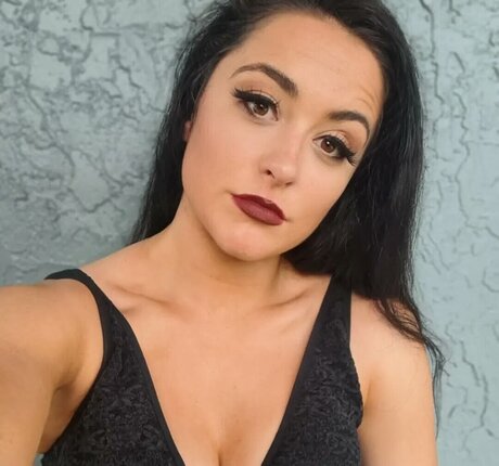 Lyra Valkyria nice pornstar picture